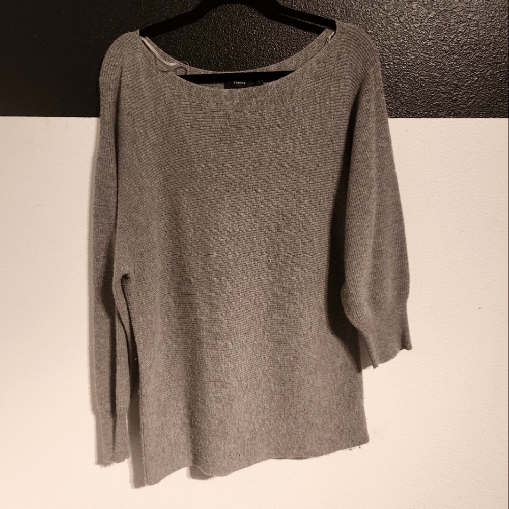 Theory Heather Gray Scoop Neck Wool Sweater Size M